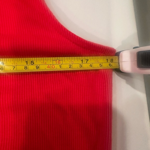 Evereve Vibrant Red Ribbed Top Mock Neck Sleeveless Holiday Festive Sz S - Picture 5 of 8